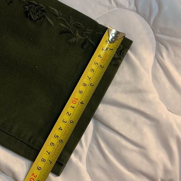 St Johns Bay Size 8 Straight Leg Ankle Cropped Dark Green - Picture 5 of 11